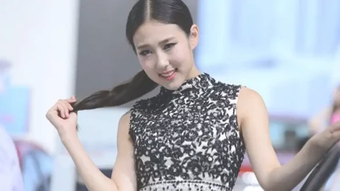 渣土车侧翻压死女老师